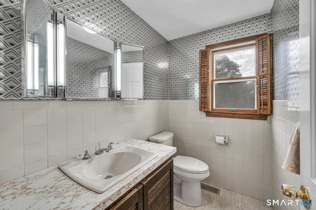 Photo of 110 Goodspeed Avenue