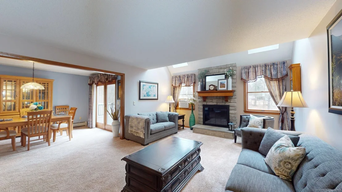 Photo of 18 Pinecrest Road