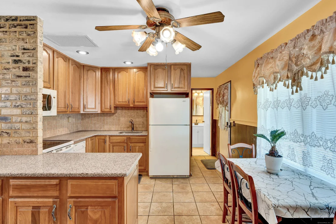 Photo of 8 Sherwood Drive