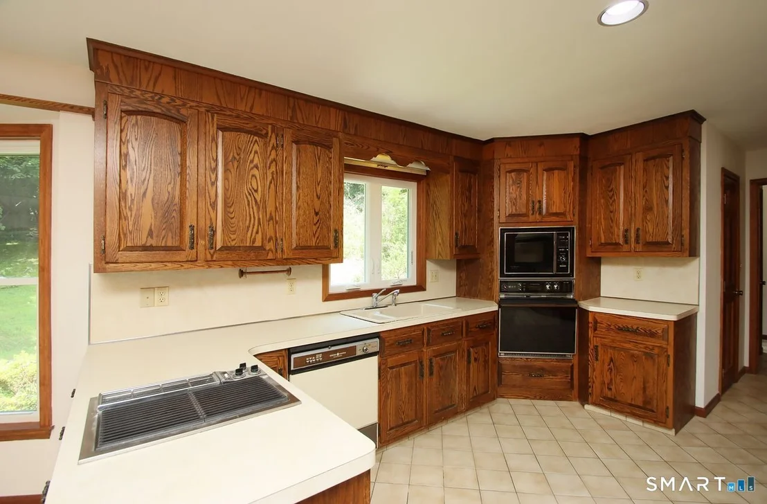 Photo of 328 Saybrook Road