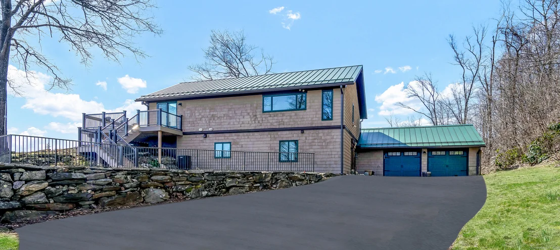 Photo of 110 Ichabod Lane