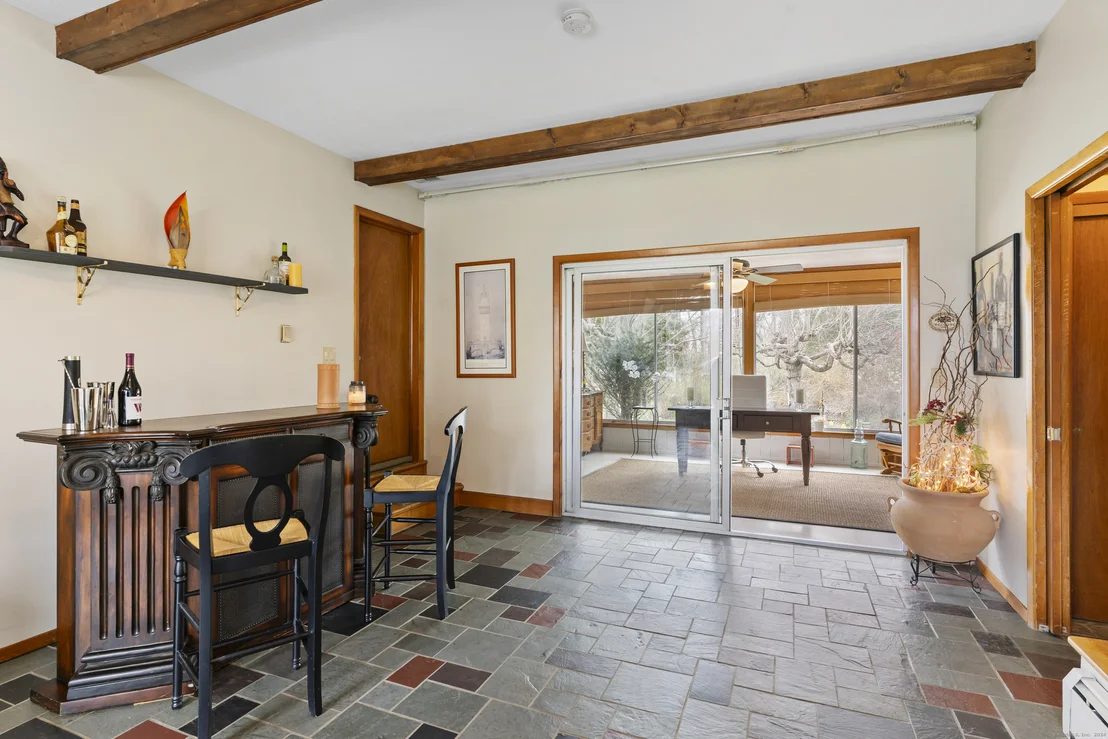 Photo of 2 Fieldstone Drive