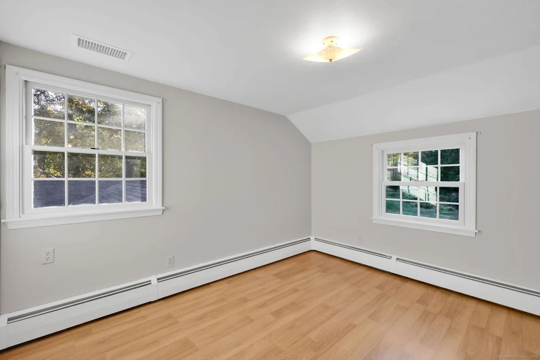 Photo of 66 Barnsbee Lane