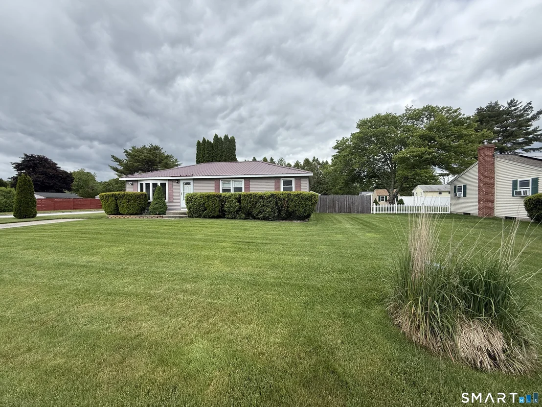 Photo of 22 Porter Plain Road