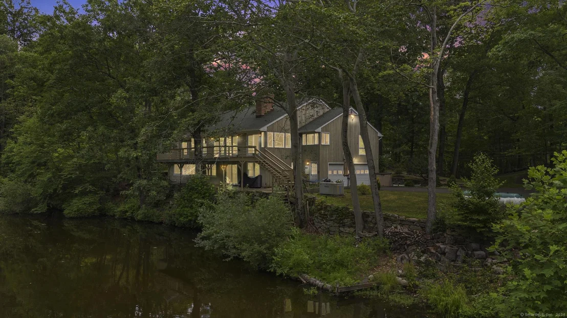 Photo of 35 Deep Valley Road
