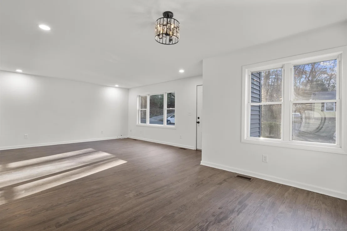 Photo of 76 Taylor Avenue