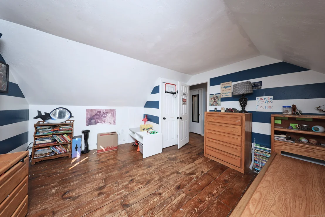 Photo of 39 Laura Drive