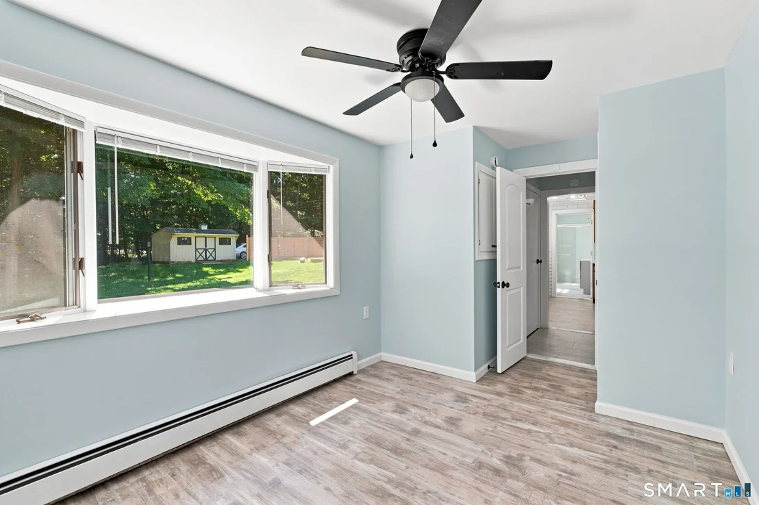 Photo of 75 Shore Road