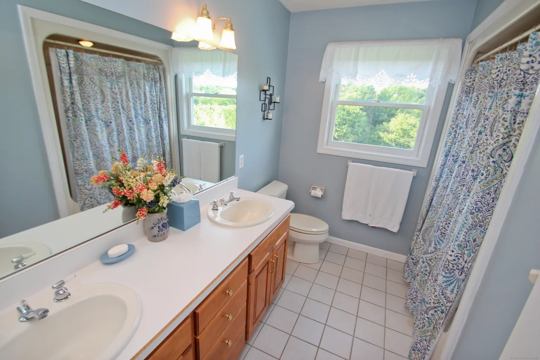 Photo of 112 Cold Spring Lane
