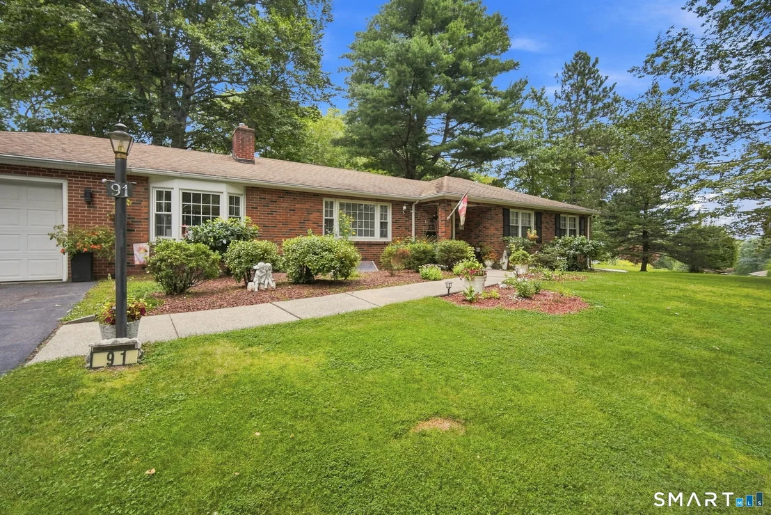Photo of 91 Forest Drive