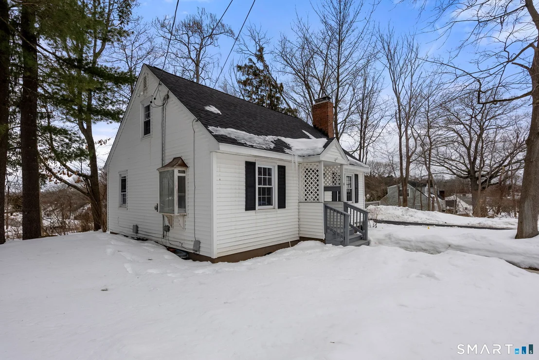 Photo of 8 Hendee Road