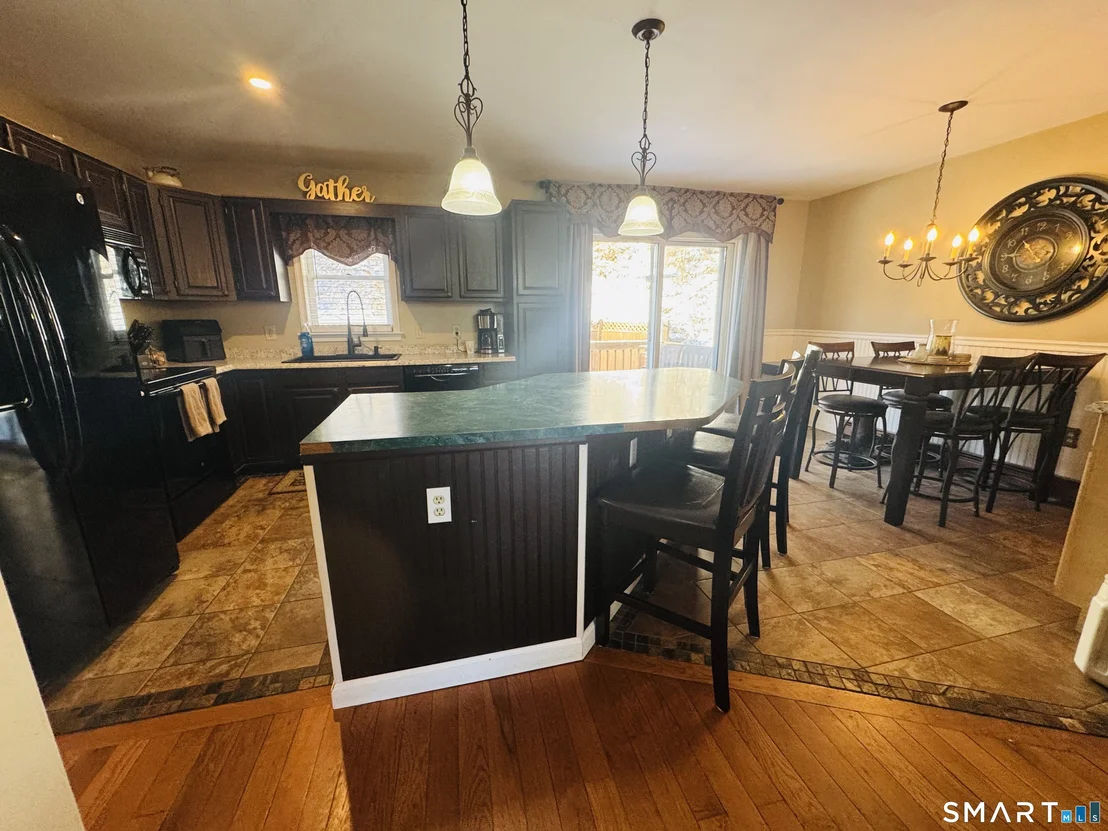 Photo of 150 Searles Road