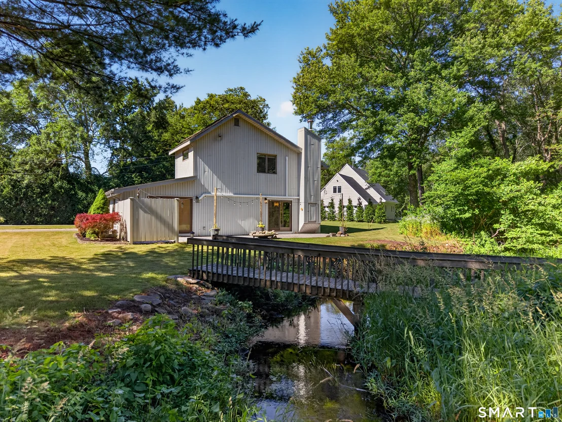 Photo of 10 Herster Drive