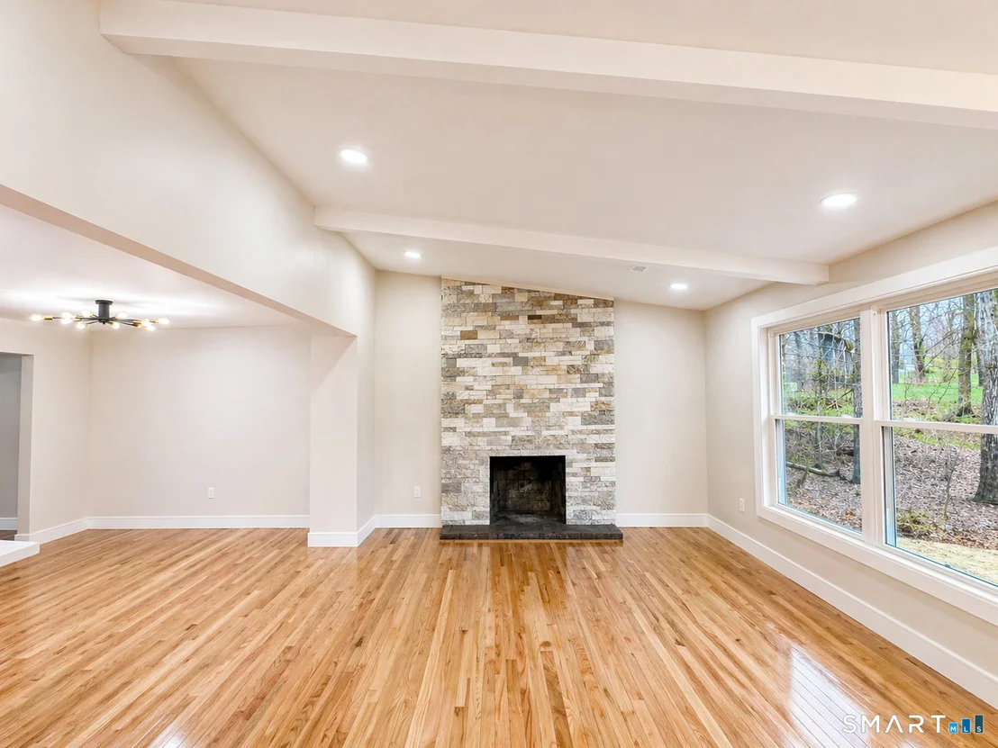 Photo of 96 Robin Circle