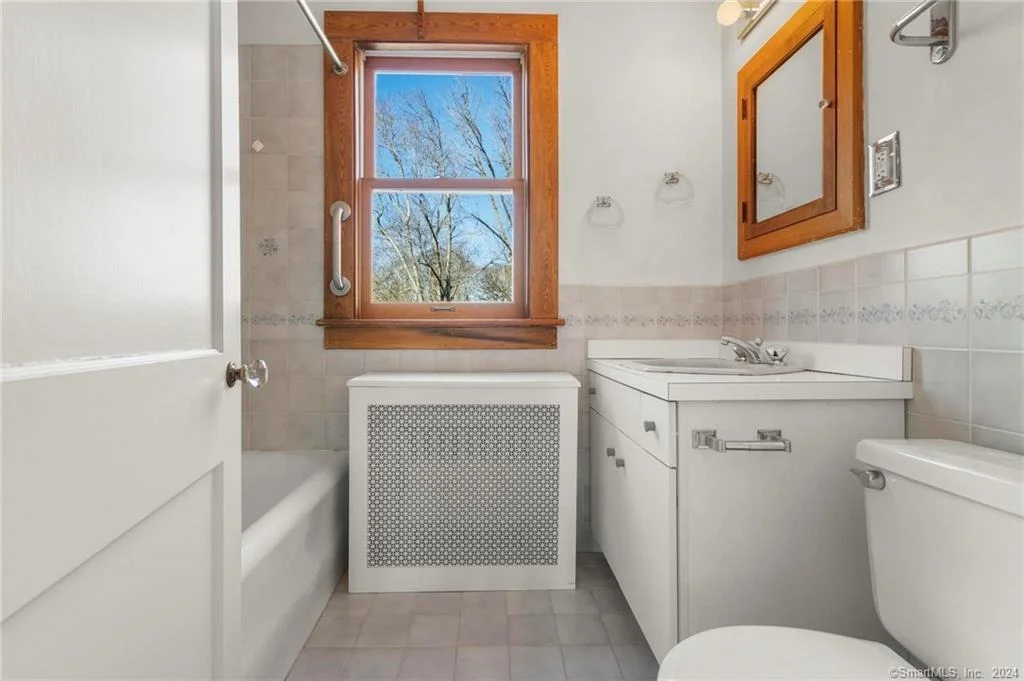 Photo of 98 Overbrook Drive