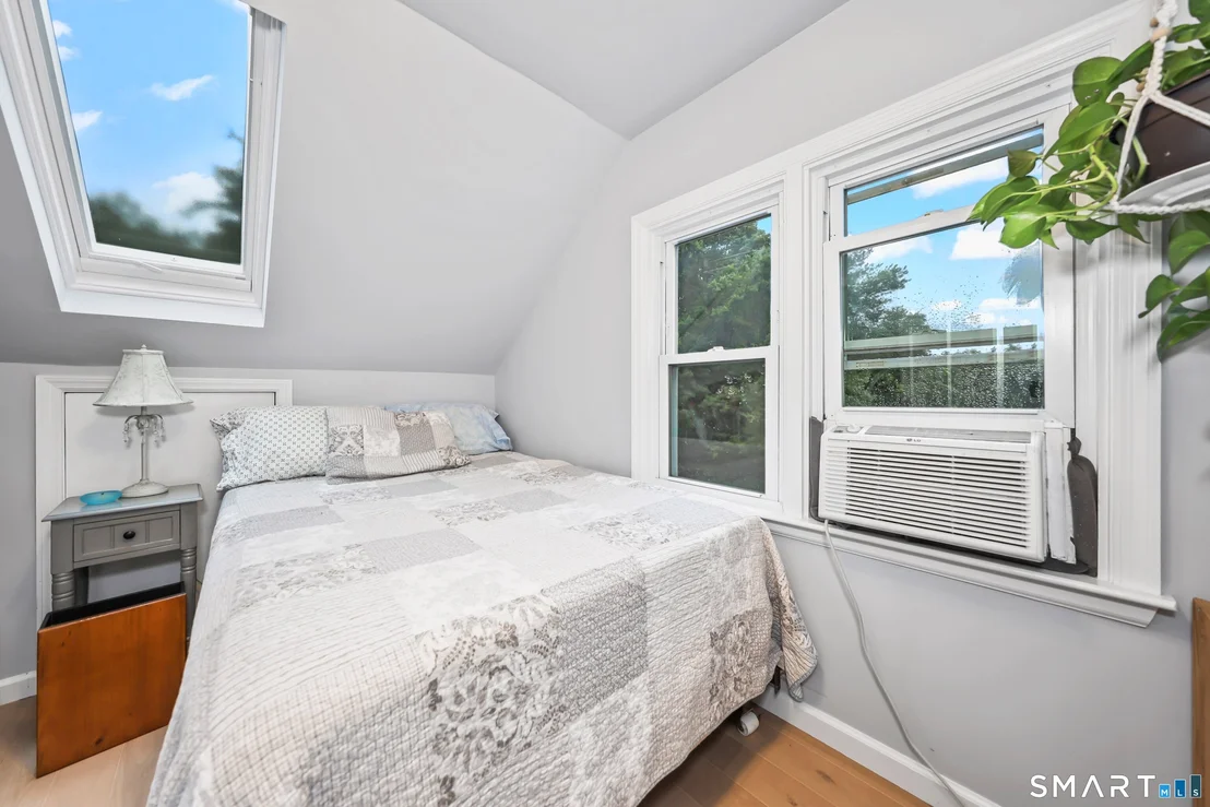 Photo of 124 Blackberry Hill Road