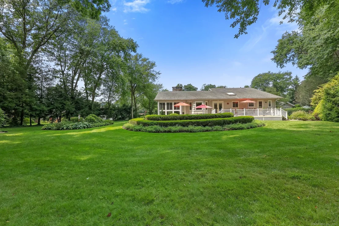 Photo of 109 Meadowcrest Drive