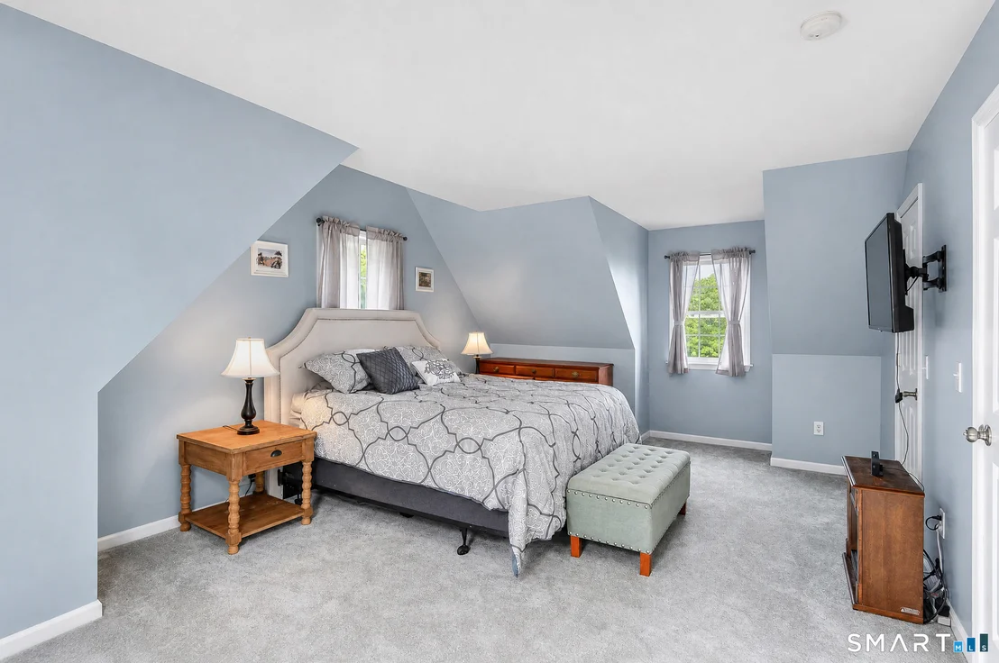 Photo of 2 Curtis Avenue