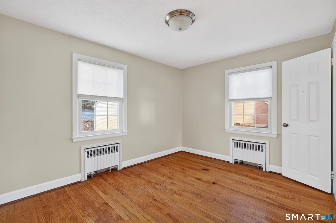 Photo of 195 Middletown Avenue
