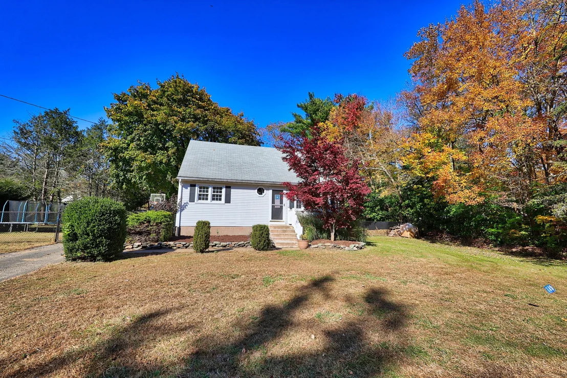 Photo of 39 Laura Drive