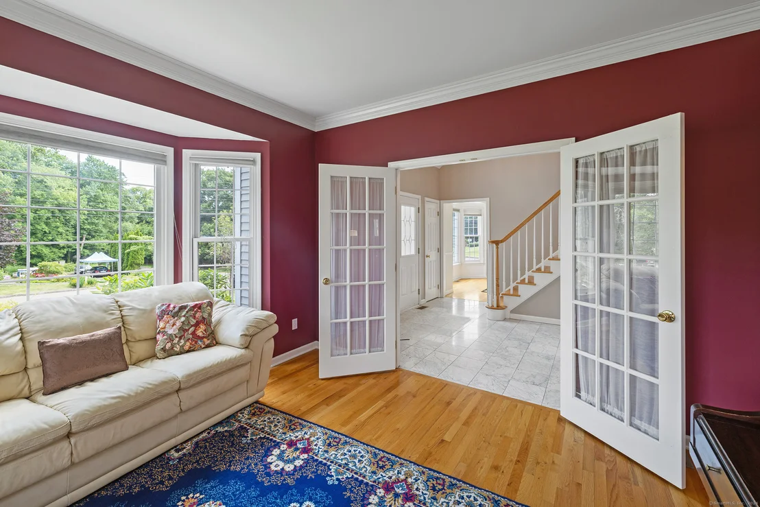 Photo of 124 Meadowview Drive