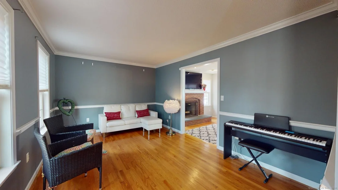 Photo of 19 High Ledge Circle