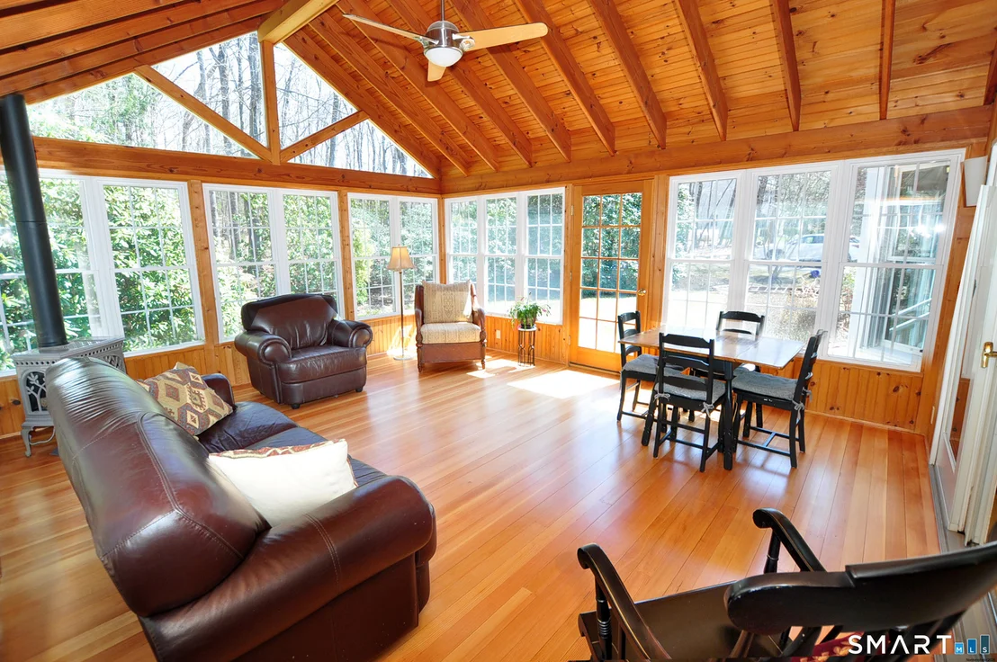 Photo of 98 Andrew Drive
