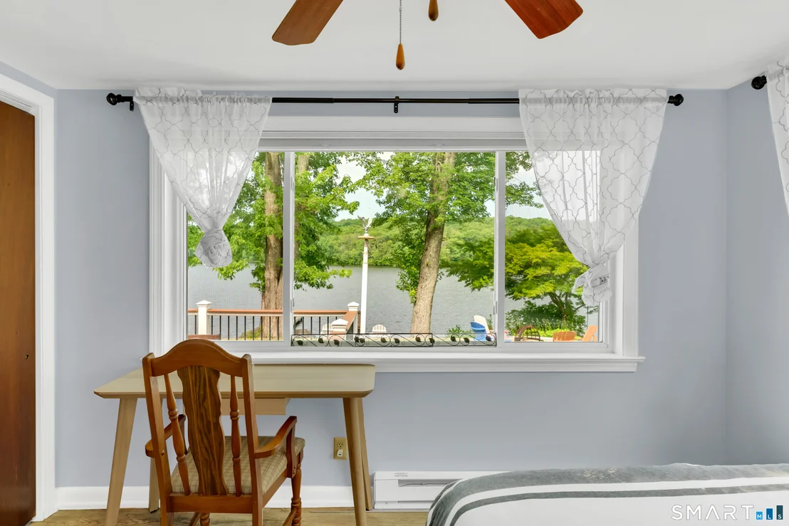 Photo of 51 Lakeview Drive