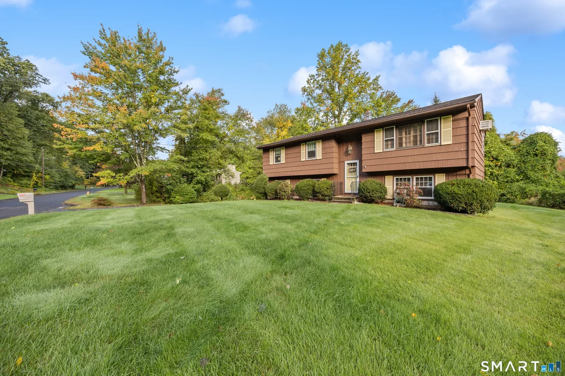 Photo of 980 Notch Road