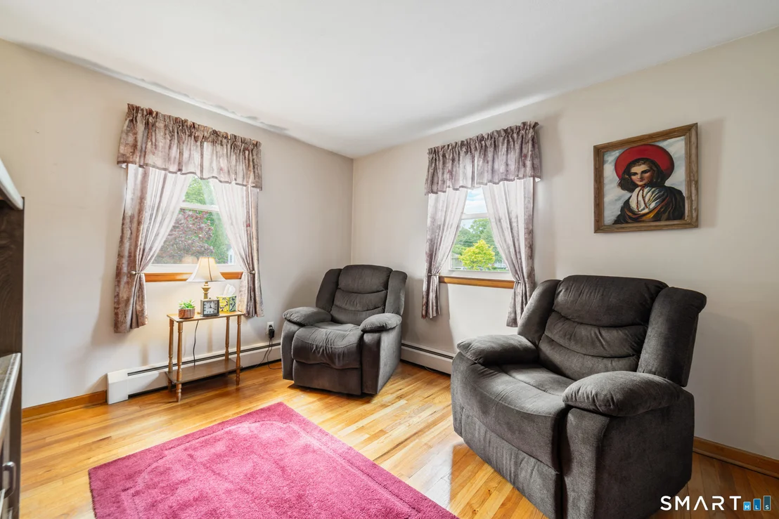 Photo of 43 Danbury Lane