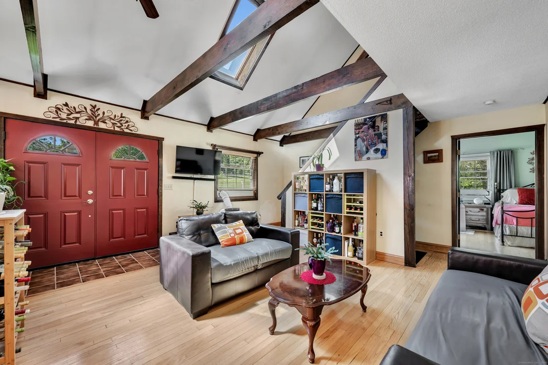 Photo of 21 Long Meadow Road