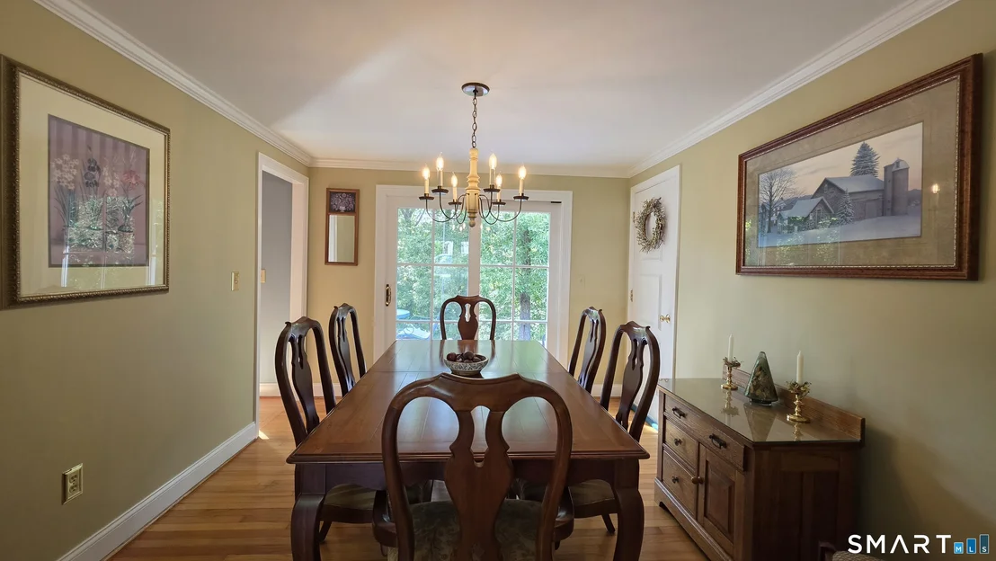 Photo of 261 Ridgewood Drive