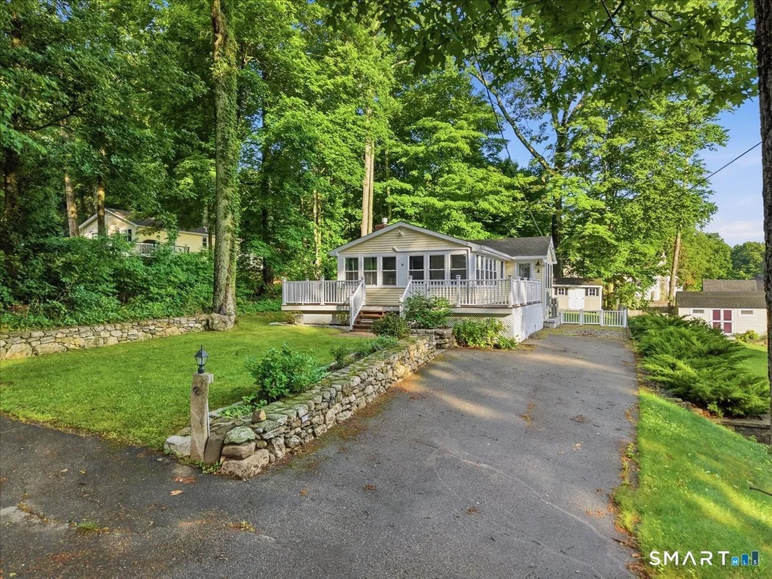 Photo of 10 Woodside Road