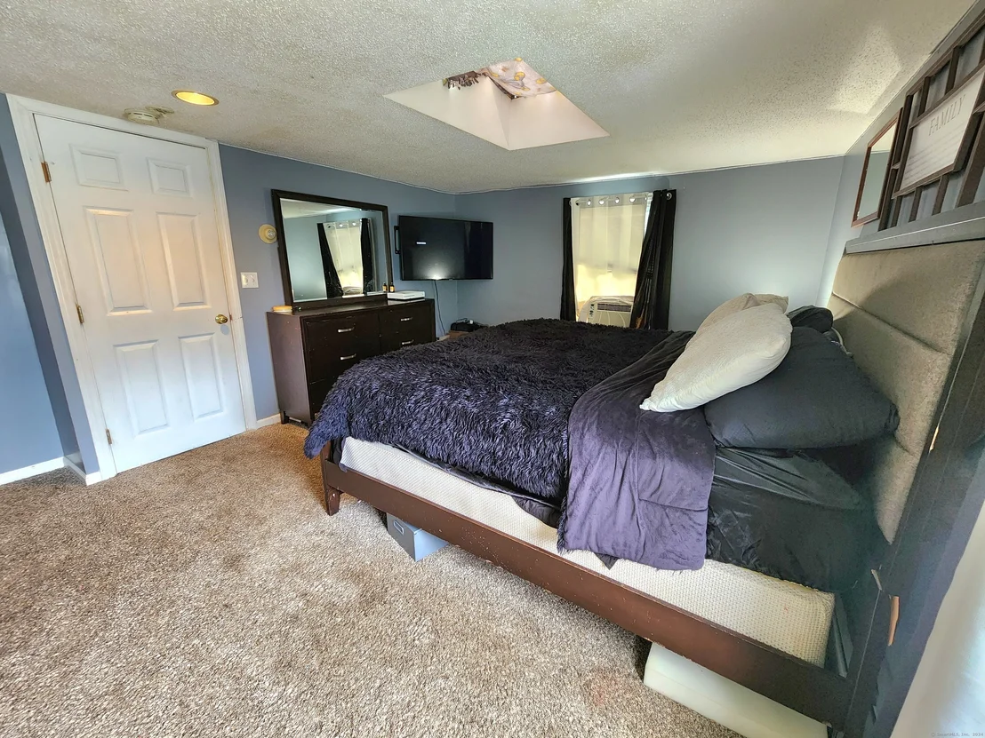 Photo of 27 Linnmore Drive