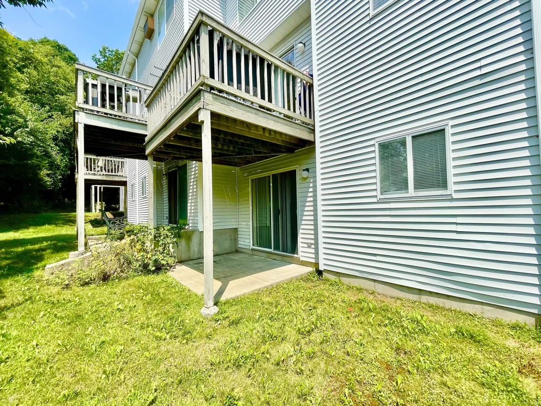 Photo of Unit 34D at 925 Oronoke Road