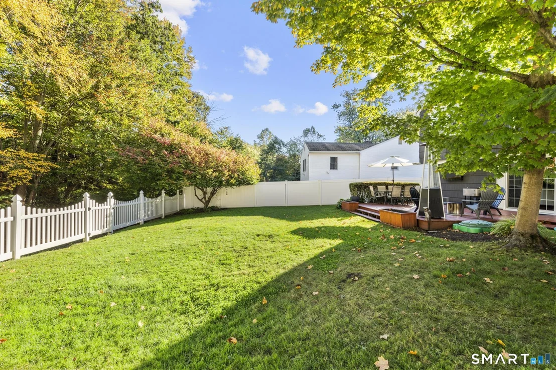 Photo of 136 Shadow Ridge Road