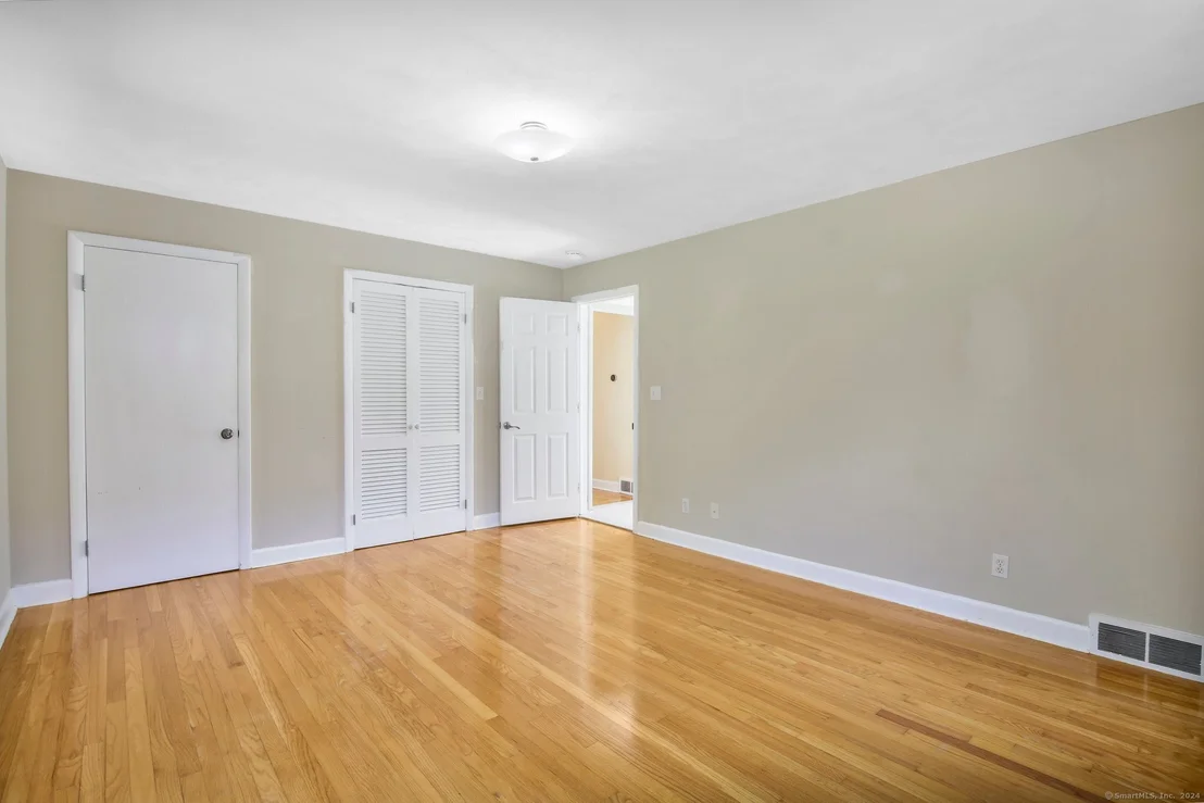 Photo of 9 Ridge Road