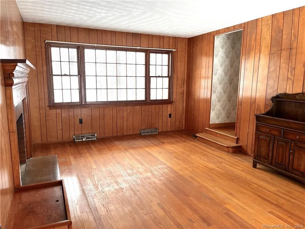 Photo of 280 Root Road