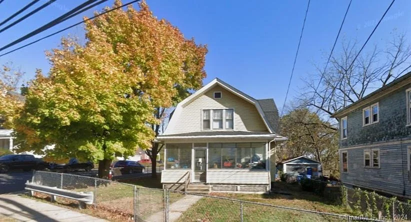 Photo of 1345 Corbin Avenue