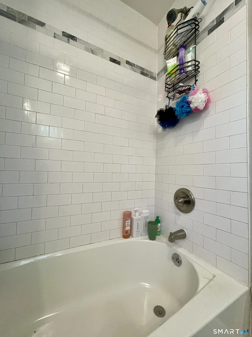 Photo of 16 Brainard Road