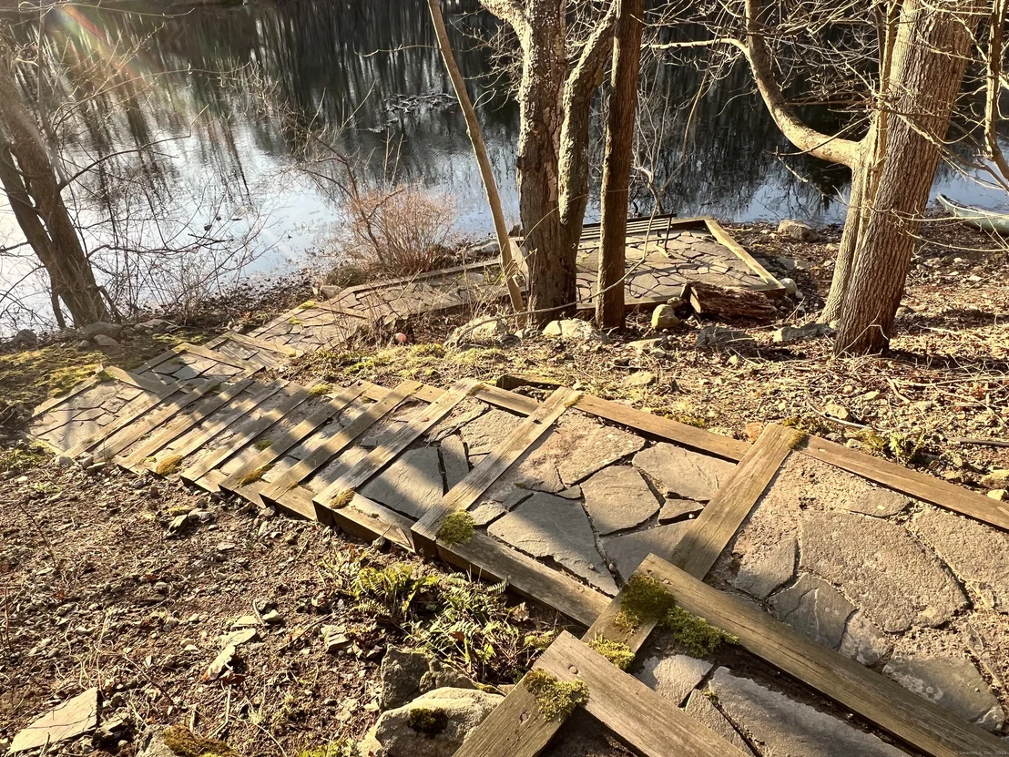 Photo of 32 Deer Run Road