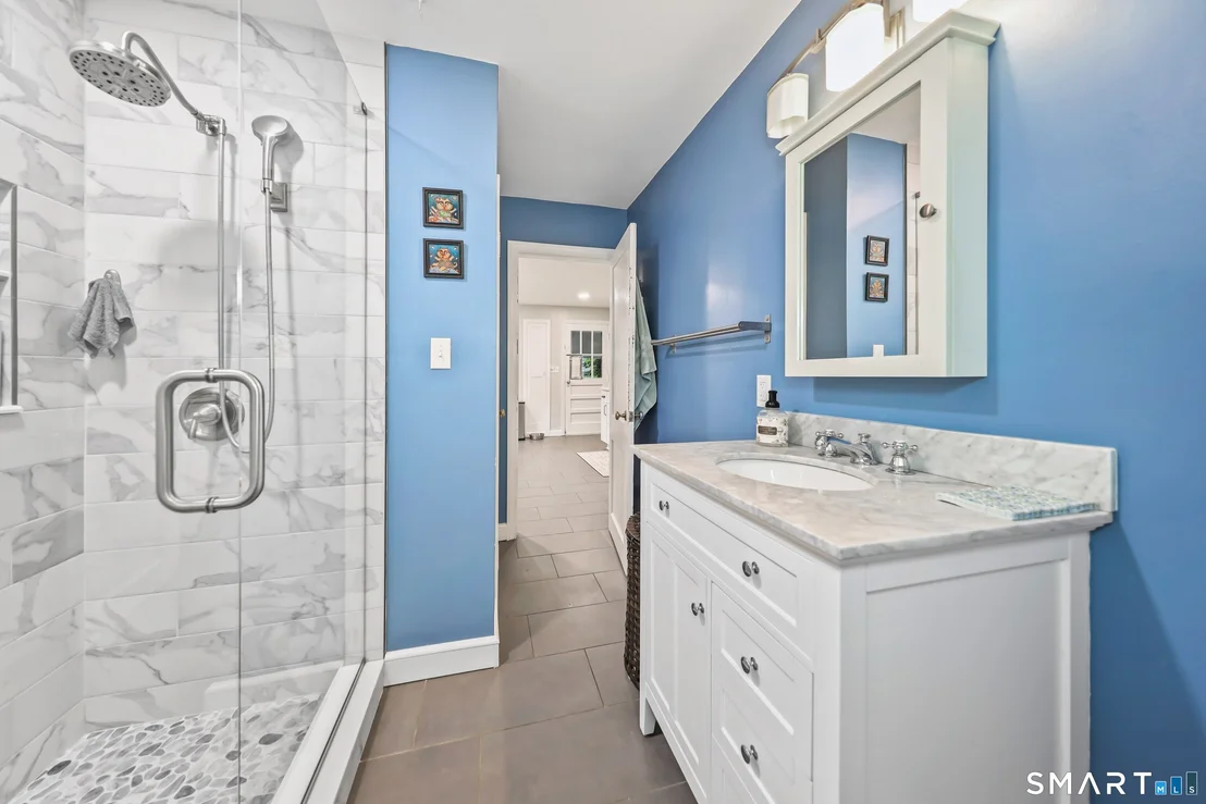 Photo of 124 Blackberry Hill Road