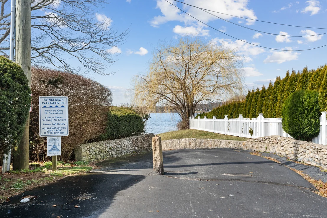 Photo of 14 9th Avenue