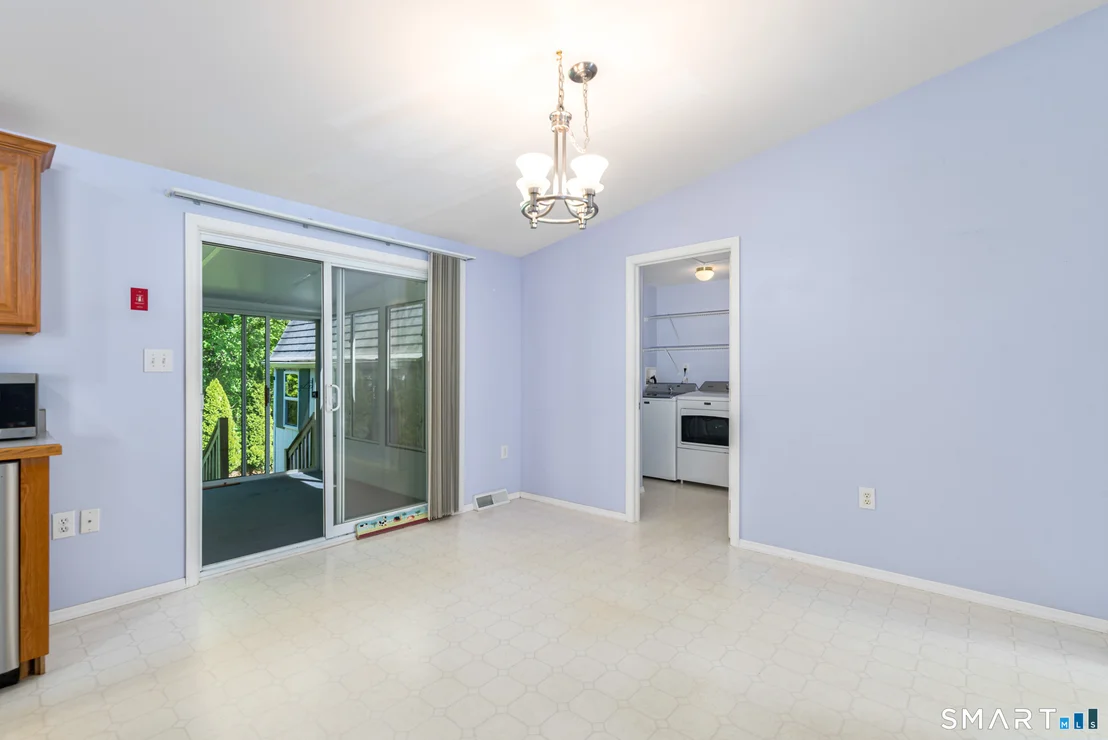 Photo of 17 Laurel Circle