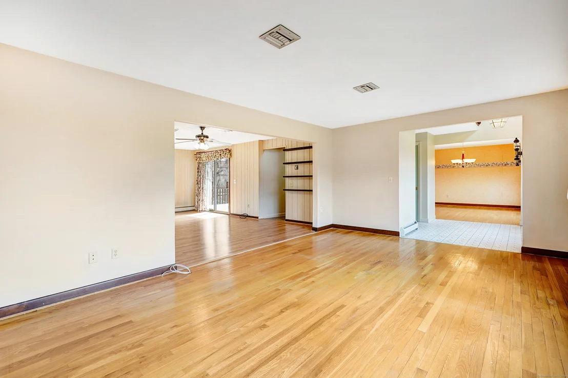 Photo of 2 Clover Drive