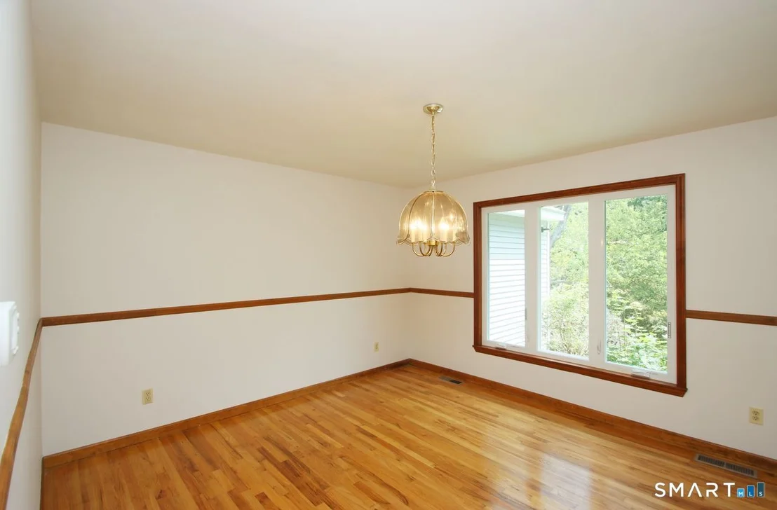 Photo of 328 Saybrook Road