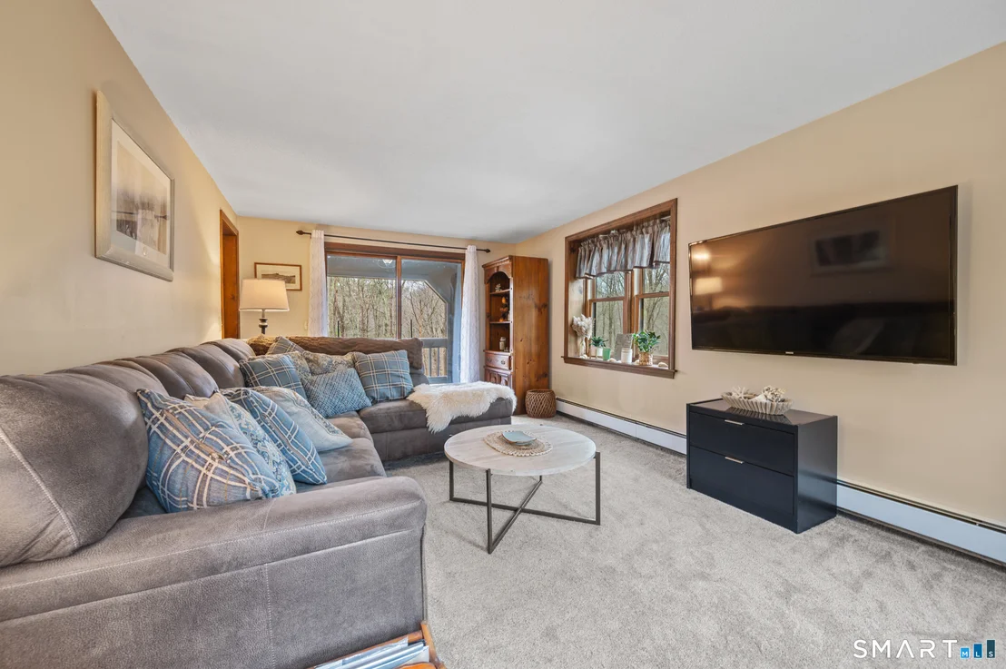 Photo of 31 Uncas Drive