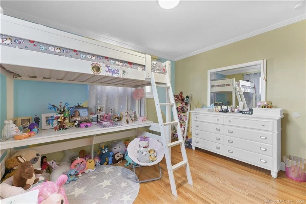 Photo of 30 Meadowlark Road