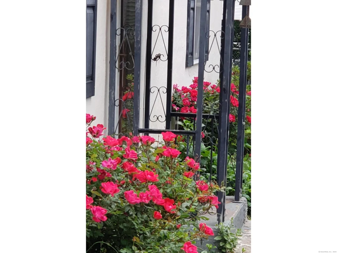 Photo of 39 Spring Glen Road