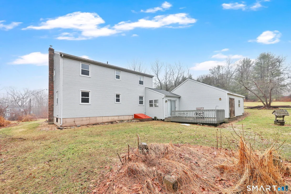 Photo of 1091 Flanders Road